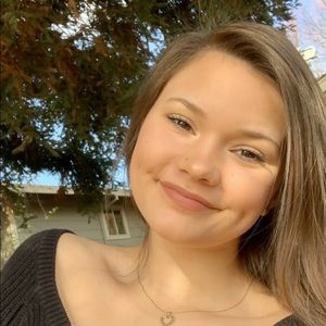 Meet your Posher, Jacqueline